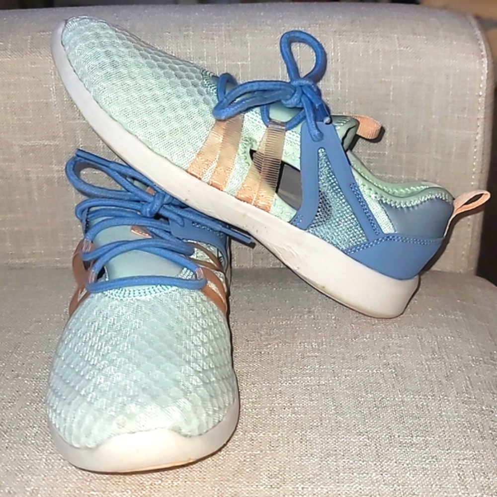 Vivonic Adore Active Sneakers | 7